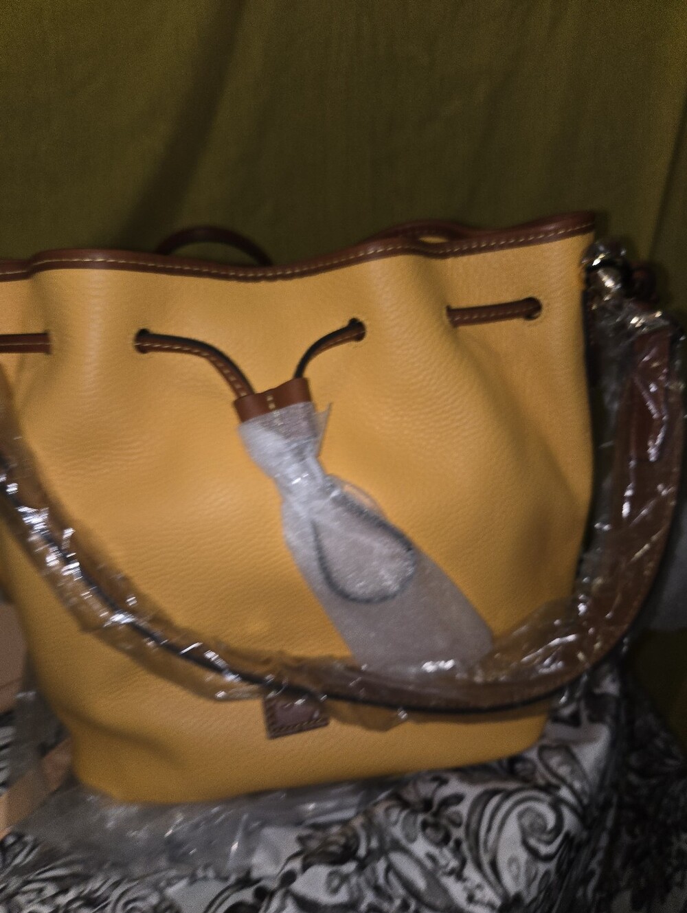 Dooney & Bourke Mustard Yellow Leather Drawstring Hobo with Dark Brown Straps - Picture 10 of 16